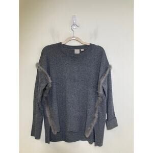 Oc Gray Sweater with Fur Trim sz M